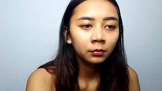 Snapshot of KristieOrtmann chatting on 9, 7, 2026 KristieOrtmann online show from 9, 7, 2026
