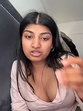 naughtywhisper784 online show from 2, 7, 2026
