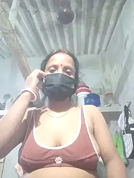 Snapshot of diyadey299 chatting on 4, 7, 2026 diyadey299 online show from 4, 7, 2026