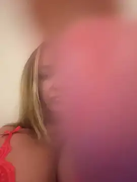 Snapshot of Tara_Bow chatting on 21, 5, 2026 Tara Bow online show from 21, 5, 2026