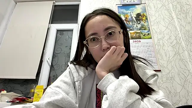 Snapshot of VickieTrudo chatting on 6, 6, 2026 VickieTrudo online show from 6, 6, 2026