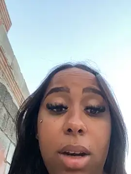 jhenannyy online show from 28, 5, 2026