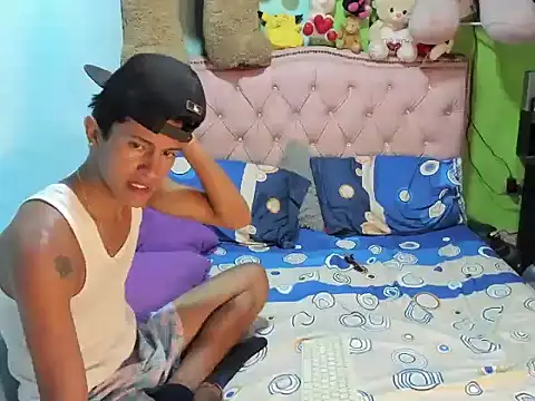 sexy guys23 online show from 14, 6, 2026