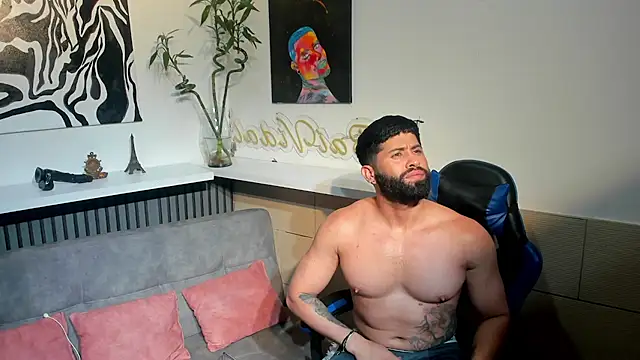 Snapshot of RikyAaron chatting on 23, 6, 2026 RikyAaron online show from 23, 6, 2026