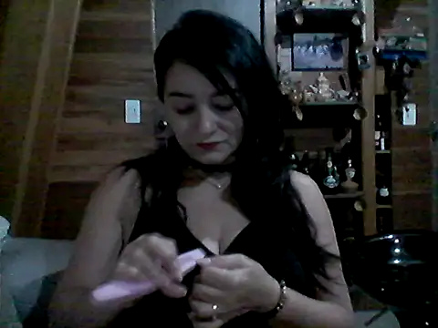 Snapshot of Anlly_garcia002 chatting on 27, 6, 2026 Anlly garcia002 online show from 27, 6, 2026