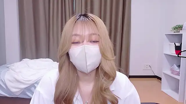 Riona H online show from 26, 5, 2026