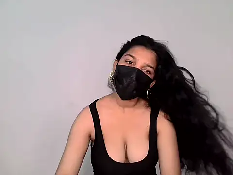 suzan melly online show from 9, 6, 2026