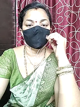 Snapshot of Leela_555 chatting on 21, 6, 2026 Leela 555 online show from 21, 6, 2026