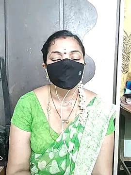 Snapshot of Leela_555 chatting on 30, 6, 2026 Leela 555 online show from 30, 6, 2026