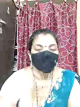 Snapshot of Leela_555 chatting on 15, 7, 2026 Leela 555 online show from 15, 7, 2026