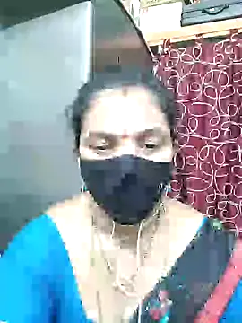 Snapshot of Leela_555 chatting on 15, 7, 2026 Leela 555 online show from 15, 7, 2026