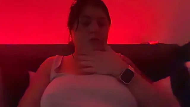 LucyLou31 online show from 15, 6, 2026