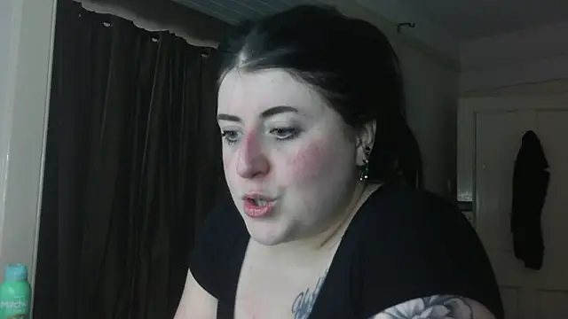 LucyLou31 online show from 31, 7, 2026