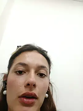Snapshot of karenarango chatting on 2, 6, 2026 karenarango online show from 2, 6, 2026