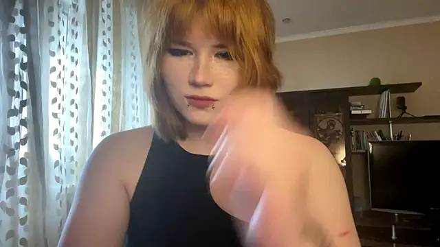 HelloKinki online show from 17, 6, 2026