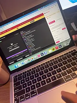 k-kinky online show from 18, 6, 2026