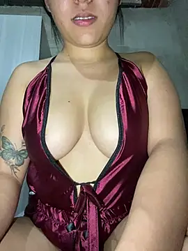 Snapshot of kimiee_ chatting on 19, 6, 2026 kimiee online show from 19, 6, 2026