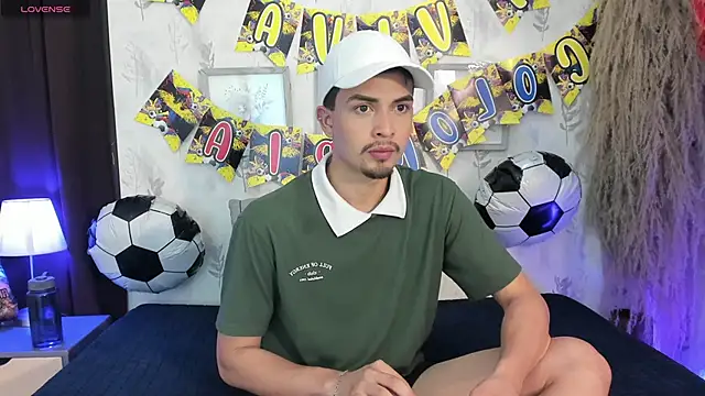 Snapshot of willy_diamond chatting on 20, 6, 2026 willy diamond online show from 20, 6, 2026