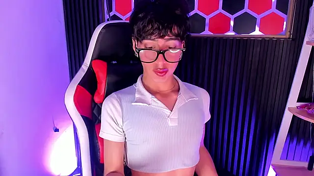 Snapshot of SantyFoxxs chatting on 3, 6, 2026 SantyFoxxs online show from 3, 6, 2026