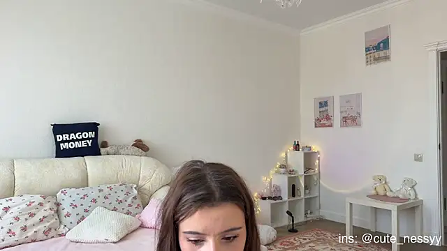 CuteNessy online show from 4, 6, 2026