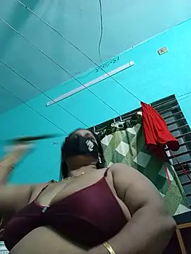 Snapshot of Adhora-54 chatting on 10, 7, 2026 Adhora-54 online show from 10, 7, 2026