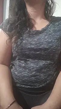 Marcella single online show from 5, 6, 2026