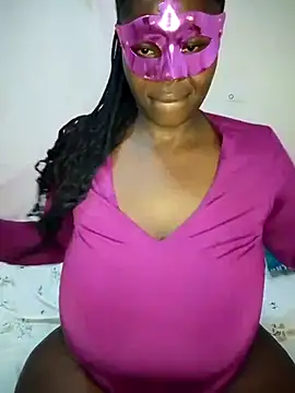 Snapshot of curvyperry chatting on 7, 7, 2026 curvyperry online show from 7, 7, 2026