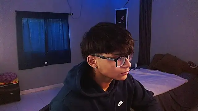 Mr yisuzz online show from 1, 7, 2026