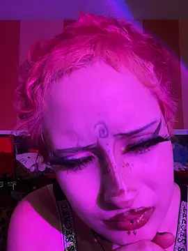 Snapshot of whimsicallylusty chatting on 26, 5, 2026 whimsicallylusty online show from 26, 5, 2026