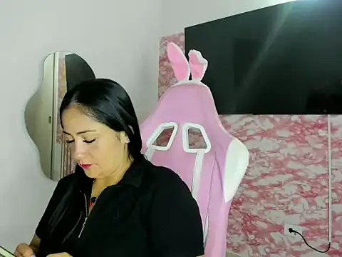 Amira Princesa online show from 28, 5, 2026