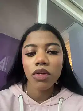 Snapshot of Ariana_roxe_ chatting on 20, 6, 2026 Ariana roxe online show from 20, 6, 2026