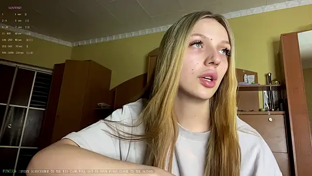 Snapshot of xXMelanieseXx chatting on 16, 6, 2026 xXMelanieseXx online show from 16, 6, 2026