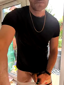 Straight GuyUK online show from 20, 6, 2026