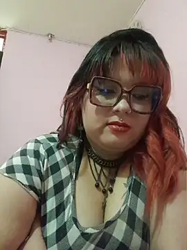 Snapshot of curvy_latina chatting on 16, 7, 2026 curvy latina online show from 16, 7, 2026