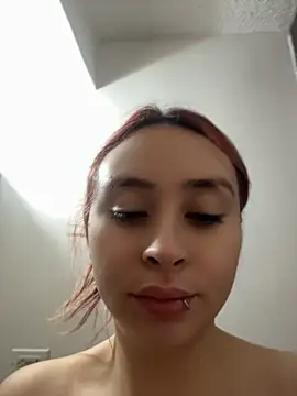Sophia LuxxX online show from 29, 6, 2026