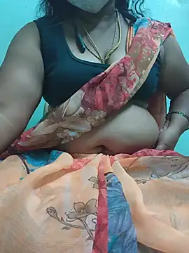 Snapshot of Tamil-kaviya98 chatting on 17, 6, 2026 Tamil-kaviya98 online show from 17, 6, 2026