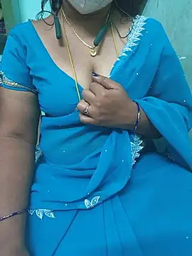 Snapshot of Tamil-kaviya98 chatting on 6, 7, 2026 Tamil-kaviya98 online show from 6, 7, 2026