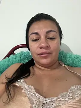 Snapshot of kloee_kann chatting on 13, 6, 2026 kloee kann online show from 13, 6, 2026