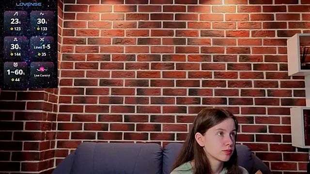MyrtaMcclaney online show from 21, 6, 2026