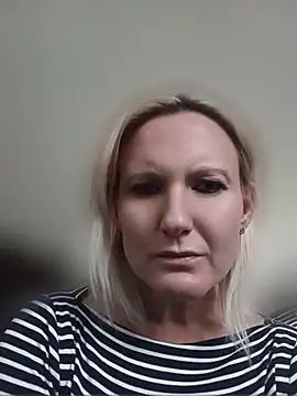 Snapshot of Isabelle_Cora chatting on 20, 6, 2026 Isabelle Cora online show from 20, 6, 2026