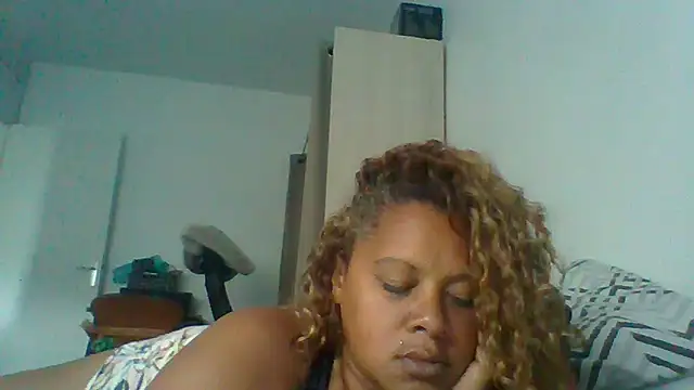 Snapshot of DOMINATRICESANDRA chatting on 3, 6, 2026 DOMINATRICESANDRA online show from 3, 6, 2026