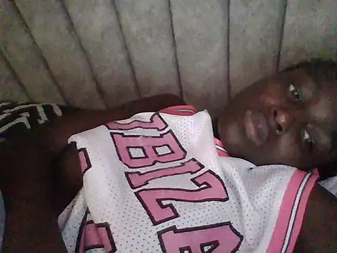 Snapshot of slimbabydolly chatting on 6, 6, 2026 slimbabydolly online show from 6, 6, 2026