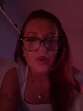 Snapshot of PoisonIvy_x chatting on 31, 5, 2026 PoisonIvy x online show from 31, 5, 2026