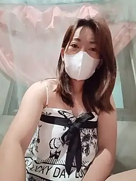 Snapshot of -Trinina- chatting on 21, 6, 2026 -Trinina- online show from 21, 6, 2026