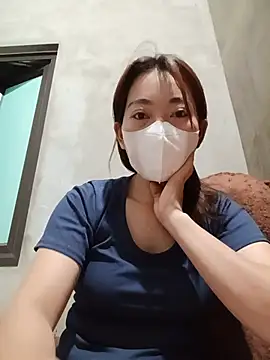 Snapshot of -Trinina- chatting on 26, 6, 2026 -Trinina- online show from 26, 6, 2026