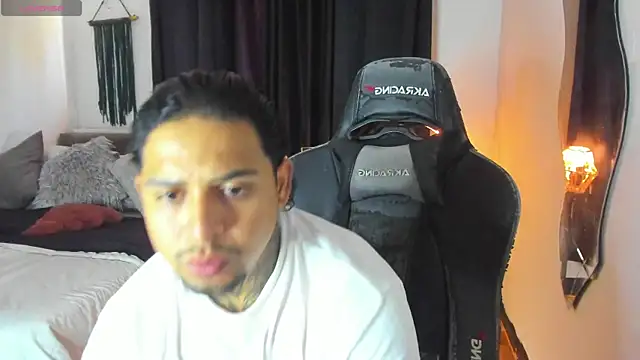 Snapshot of alejo_mujica chatting on 17, 7, 2026 alejo mujica online show from 17, 7, 2026