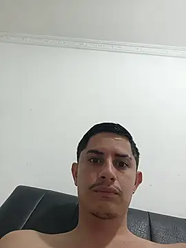 Snapshot of wickedboy_twin1 chatting on 24, 6, 2026 wickedboy twin1 online show from 24, 6, 2026