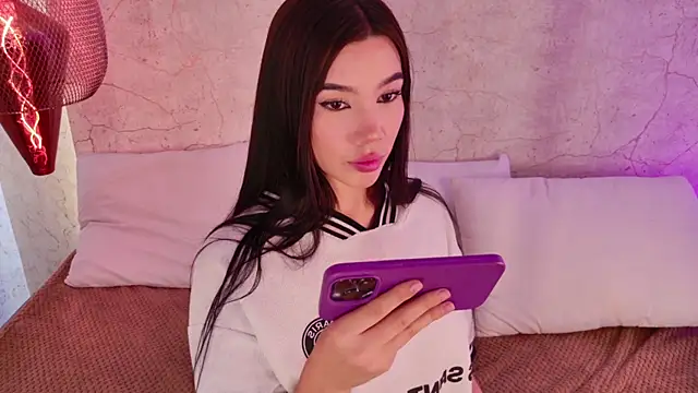 Snapshot of ambar_midnigth chatting on 11, 7, 2026 ambar midnigth online show from 11, 7, 2026
