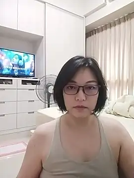 Snapshot of becca201 chatting on 25, 7, 2026 becca201 online show from 25, 7, 2026