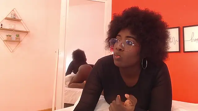 Snapshot of sheila_cooper chatting on 23, 6, 2026 sheila cooper online show from 23, 6, 2026